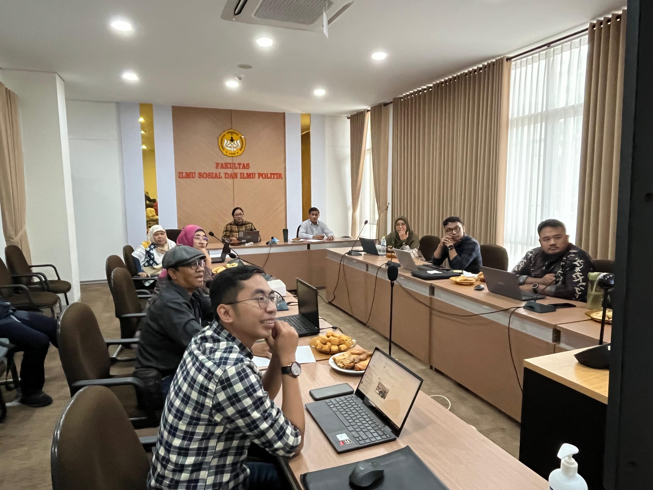 Workshop Pengembangan Kurikulum OBE